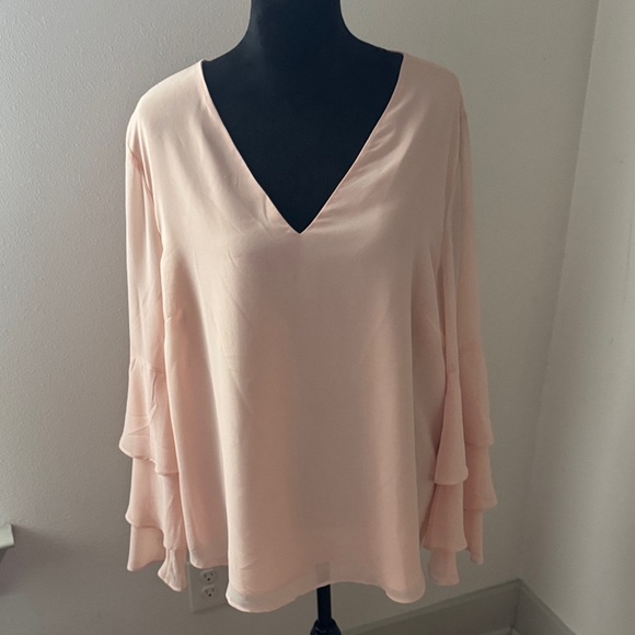 Calvin Klein peach V neck chiffon blouse layered bell sleeves Sz XL - Picture 2 of 6